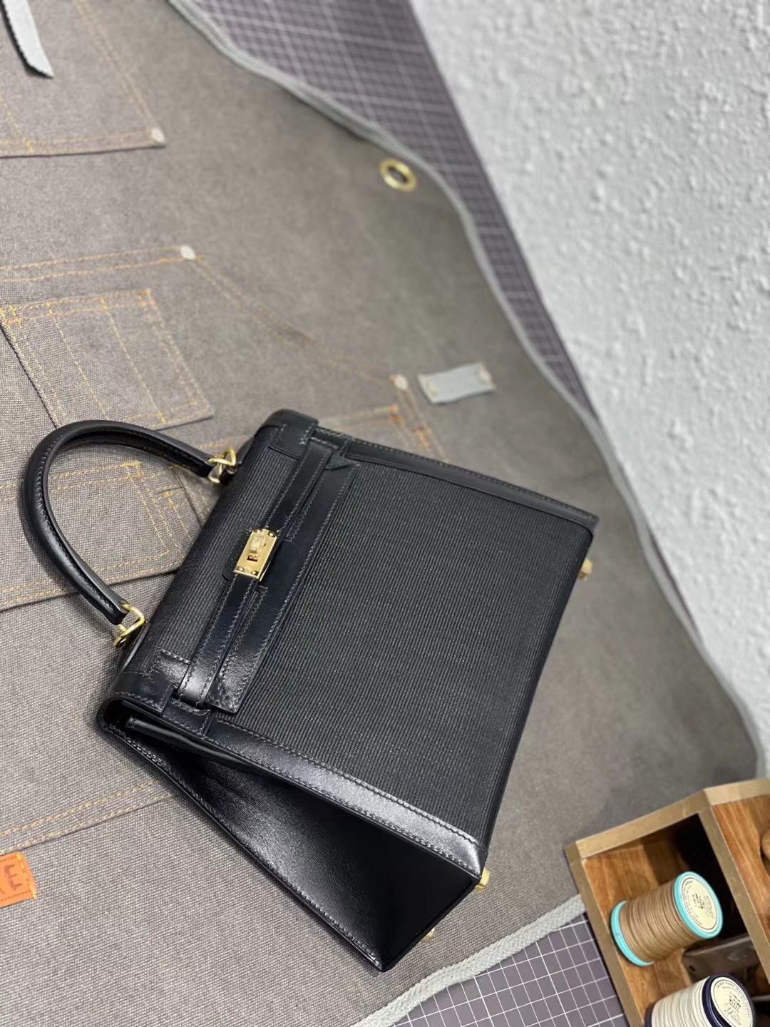 에르메스 켈리백25 클래식 블랙 금장